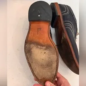 Allen Edmonds size 10 / Pretty Good Shape / Color Navy Blue / Allen Edmonds | Shoes | Allen Edmonds Size Pretty Good Shape  main image 2